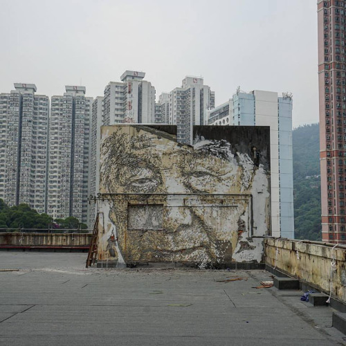 Стрит-арт в Гонконге от Vhils Стрит-арт в Гонконге от Vhils
