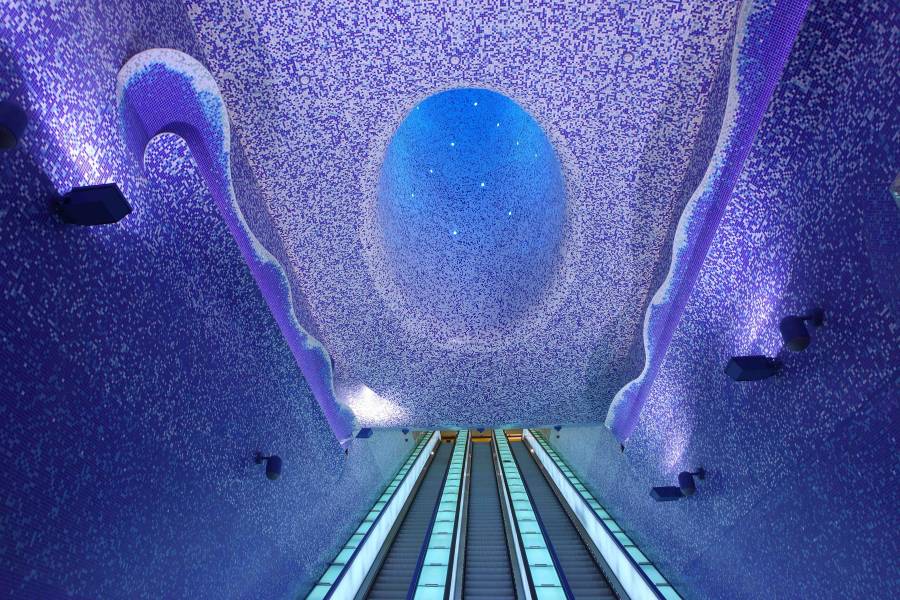 15 самых красивых в мире станций метро