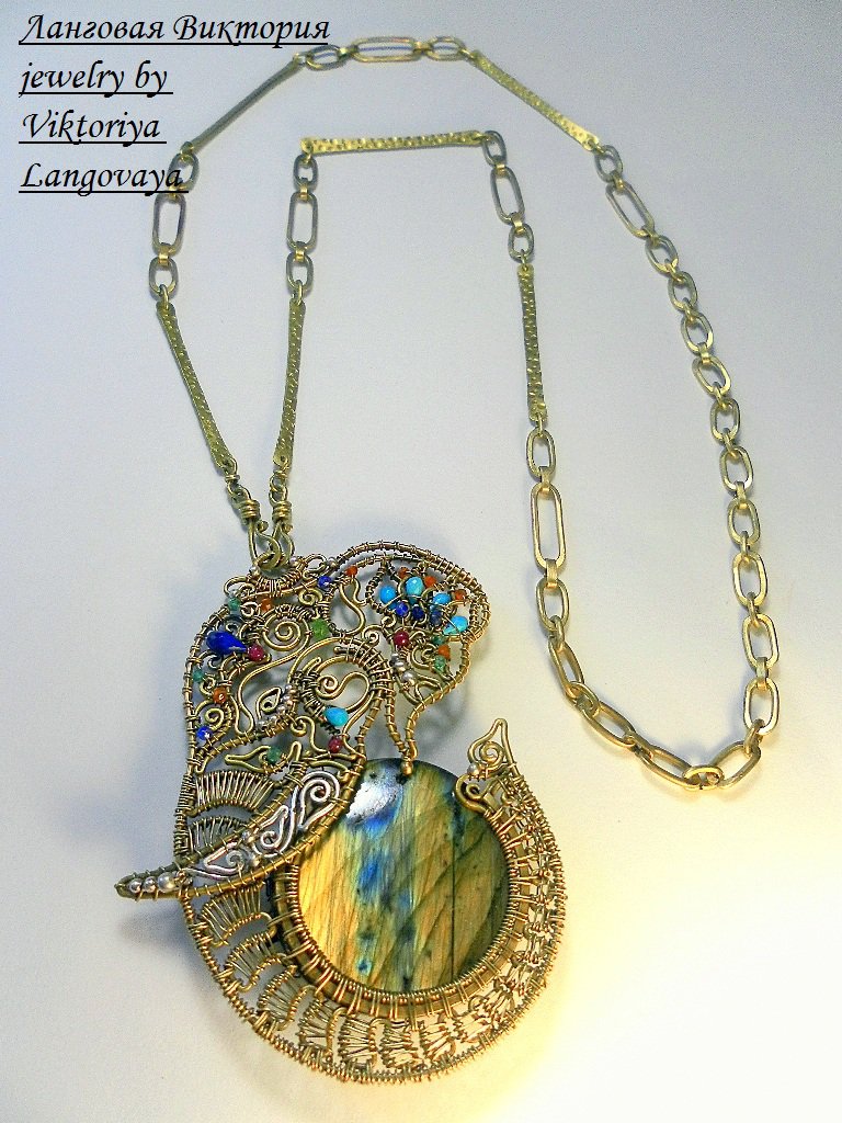 Кулон "Слон", wire wrap,латунь,серебро,бирюза,турмалин,сердолик,гранат
